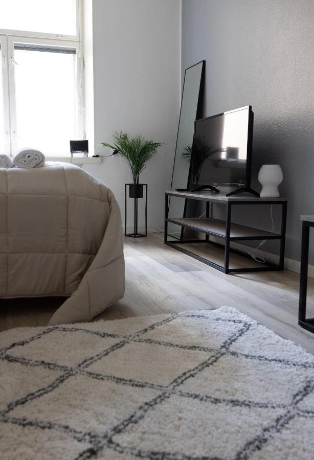 2Ndhomes Cozy, Modern Courtyard Home With Great Location 헬싱키 외부 사진