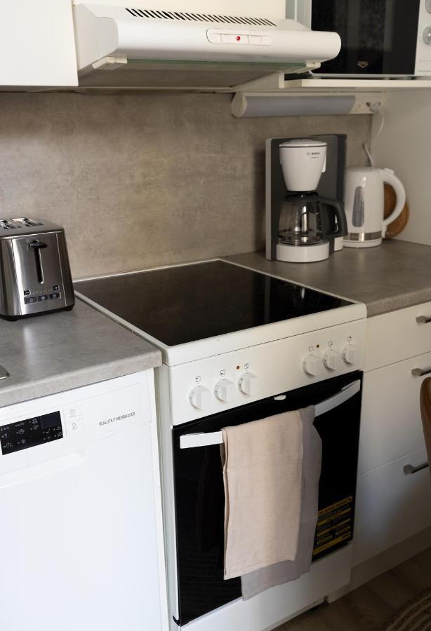 2Ndhomes Cozy, Modern Courtyard Home With Great Location 헬싱키 외부 사진